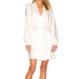 LUNYA Washable Silk Robe in Tranquil White